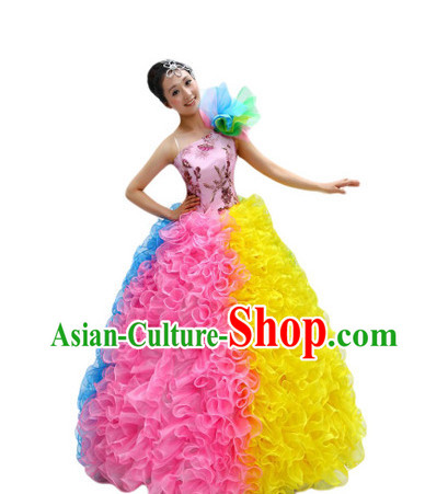 China Girls Dancewear Dance Costumes Complete Set for Women