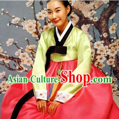 Traditional Korean Female Hanbok Outfit Complete Set