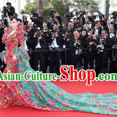 China Traditional Dongbei Province Style Flower Costumes Complete Set for Women