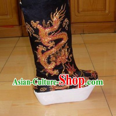Handmade Chinese Traditional Dragon Embroidery Boots Footwear