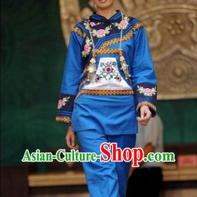 Chinese Traditional Ethnic Clothing and Hat Complete Set for Women