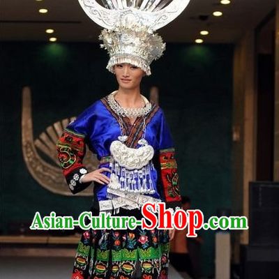 Oriental Clothing Chinese Traditional Miao Tribe Ethnic Clothing in China for Men