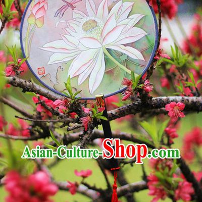 Chinese Traditional Hands Painted Silk Lotus Fan