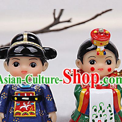 Korean Traditional Imperial Palace Wedding Couple Statues