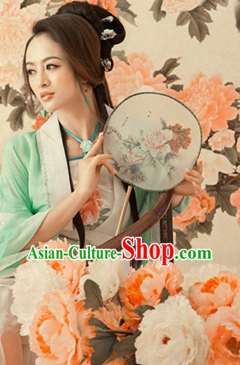 Chinese costumes Chinese ancient clothing costume hanfu Chinese costumes Chinese ancient clothing costume hanfu