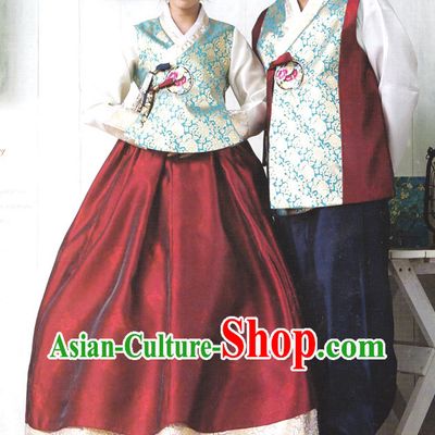 Korean Couple Traditional Dresses Hanbok Clothing Complete Set for Men and Women