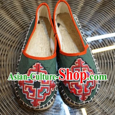 Chinese Ancient Style Handmade Fabric Shoes
