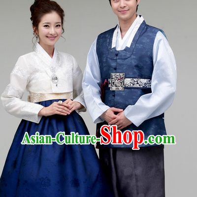 Traditional Korean Fashion Style Husband Wife Clothing Complete Sets for Men and Women