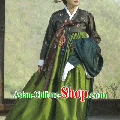 Traditional Korean Classical Clothing Hanbok for Ladies