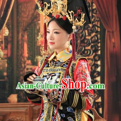 Chinese Traditional Queen Embroidered Phoenix Gown and Hair Jewelry Complete Set