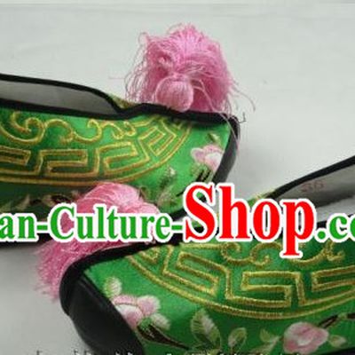 Inside High Heel Chinese Beijing Opera Embroidered Shoes for Ladies