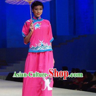 Traditional Chinese Minguo Noblewoman Clothing and Umbrella Complete Set