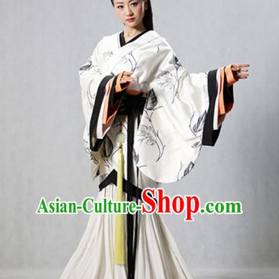 Chinese Traditional Han Fu Clothing and Hair Ornaments Complete Set for Ladies