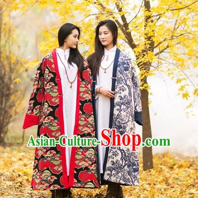 Chinese Traditional Mandarin Long Jacket for Women
