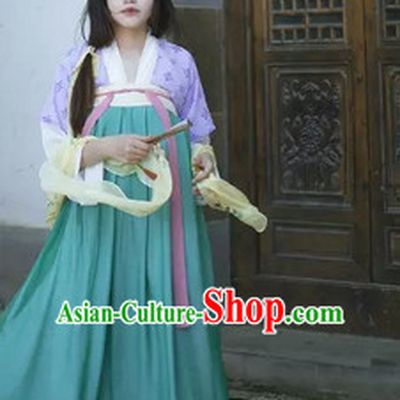 Ancient Chinese Tang Dynasty Clothes for Ladies