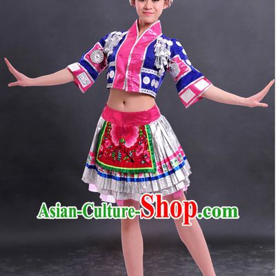 Traditional Chinese Miao Clothes and Hat Complete Set for Women