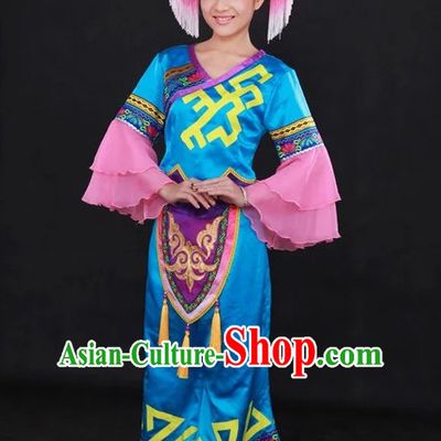 Traditional Chinese Ethnic Minority Zhuang People Clothing and Hat Complete Set for Women