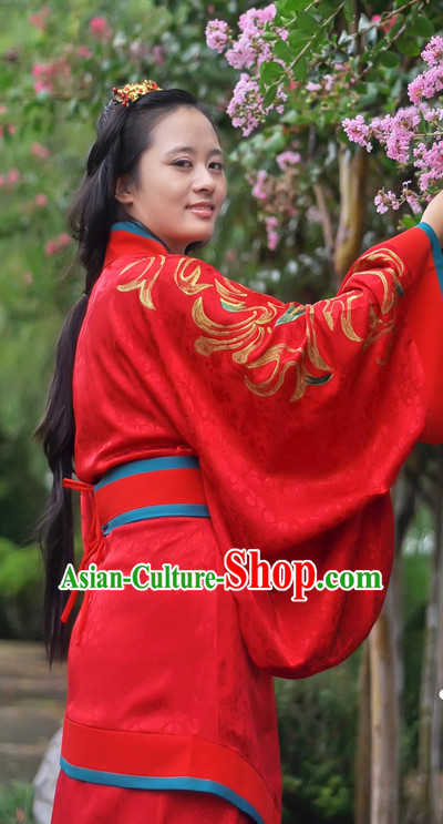 Chinese Traditional Red Bridal Dress and Hair Accessories Complete Set for Women Chinese Traditional Red Bridal Dress and Hair Accessories Complete Set for Women