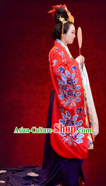 Chinese Traditional Red Bridal Dress and Hair Accessories Complete Set for Women Chinese Traditional Red Bridal Dress and Hair Accessories Complete Set for Women