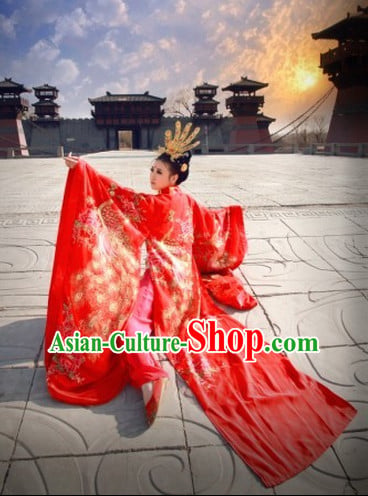 Chinese peacock empress costumes and hair accessories Chinese peacock empress costumes and hair accessories