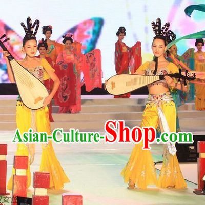 Fei Tian Dance Costumes and Headwear