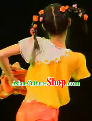 Chinese Folk Handkerchief Dancing Costume and Headwear Complete Set for Children Chinese Folk Handkerchief Dancing Costume and Headwear Complete Set for Children