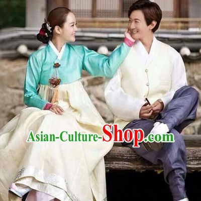Korean Husband and Wife Hanboks 2 Sets