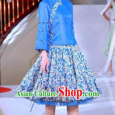 Modern Chinese Hakka Female Folk Dance Clothing