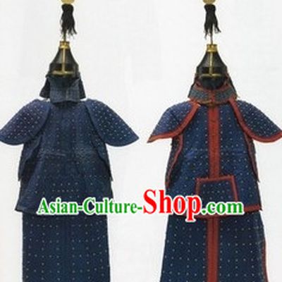 Chinese Classical Qing Dynasty General Armor Costume and Helmet