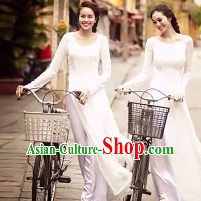 Pure White Traditional Vietnamese Girl Clothing Ao Dai Complete Set