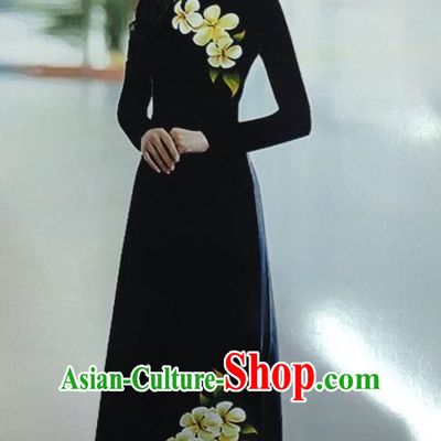 Black Vietnamese Ao Dai Suit for Women