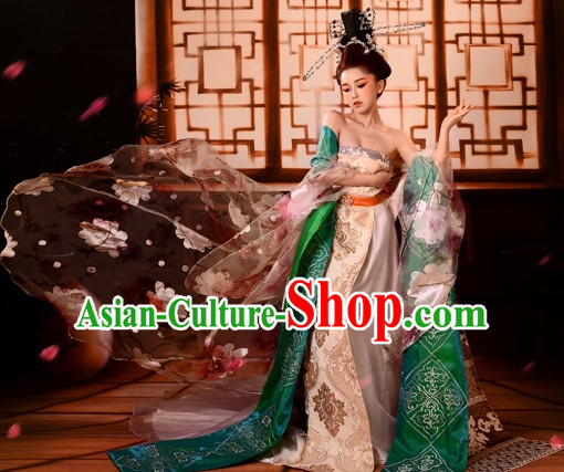 Ancient Chinese Geisha Beauty Hanfu Costume and Hair Accessories Complete Set Ancient Chinese Geisha Beauty Hanfu Costume and Hair Accessories Complete Set