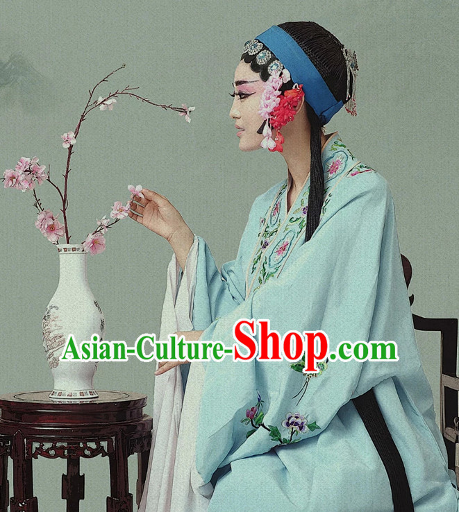 Chinese Peking Opera Lady Wig Hair Accessories and Long Sleeves Costume Complete Set Chinese Peking Opera Lady Wig Hair Accessories and Long Sleeves Costume Complete Set