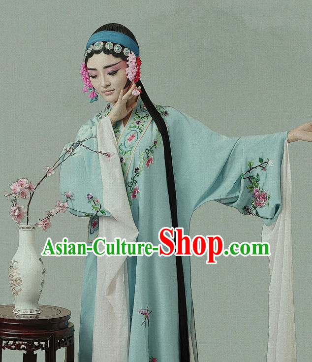 Chinese Peking Opera Lady Wig Hair Accessories and Long Sleeves Costume Complete Set Chinese Peking Opera Lady Wig Hair Accessories and Long Sleeves Costume Complete Set