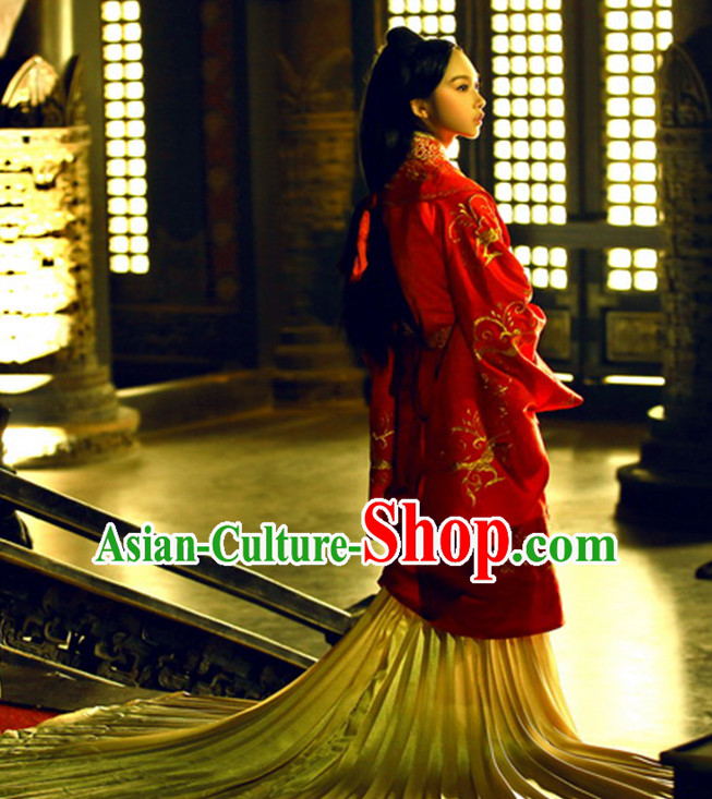 China Classic Red Wedding Dresses Complete Set for Brides China Classic Red Wedding Dresses Complete Set for Brides