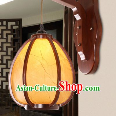 Chinese Ancient Handmade and Carved Natural Wood Wall Palace Lantern