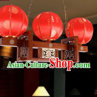 Chinese Ancient Handmade and Carved Natural Wood Hanging Palace Lantern