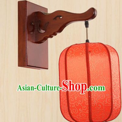 Chinese Classical Handmade and Carved Natural Wood Wall Palace Lantern
