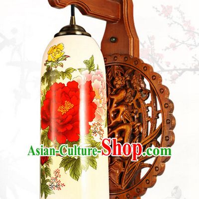 Chinese Classical Handmade and Carved Natural Wood Wall Palace Lantern