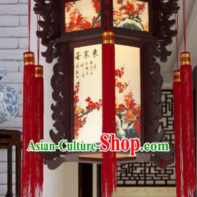 Traditional Chinese Classical Natural Wood and Carved Hanging Palace Lantern