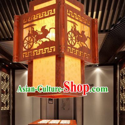 Traditional Chinese Classical Natural Wood and Carved Hanging Palace Lantern