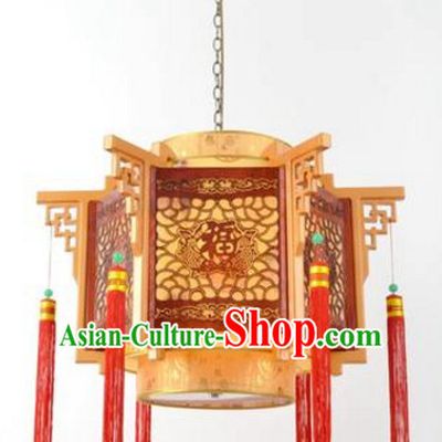Traditional Chinese Classical Natural Wood and Carved Hanging Palace Lantern