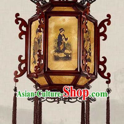 Traditional Chinese Classical Natural Wood and Carved Hanging Palace Lantern