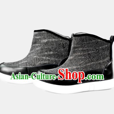 Traditional Chinese Style Handmade Boots for Men