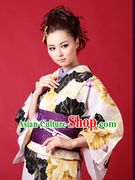 Japanese Kimono Kimonos for sale dress wedding fabric history vintage buy male kimono costume silk robe