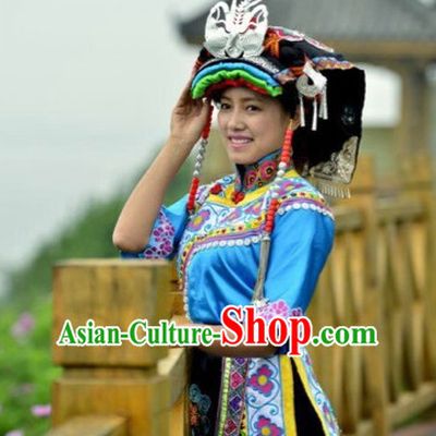 Chinese Folk Ethnic Traditional Garments and Hat Complete Set for Women