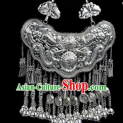 Traditional Chinese Miao Ethnic Minority Necklace Miao Ethnic Silver Jewelry Accessories Longevity Lock