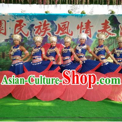 Traditional Chinese Miao Nationality Dancing Costume Accessories Necklace, Female Folk Dance Ethnic Pleated Skirt and Headwear, Chinese Minority Nationality Embroidery Costume and Hat for Women