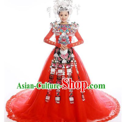 Traditional Chinese Miao Nationality Wedding Costume Accessories Crown, Necklace, Hmong Female Wedding Ethnic Trailing Dress and Phoenix Silver Headwear, Chinese Minority Nationality Embroidery Costume and Hat for Women