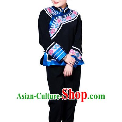 Traditional Chinese Miao Nationality Dancing Costume, Hmong Female Folk Dance Ethnic Dress, Chinese Tujia Minority Nationality Embroidery Costume for Women
